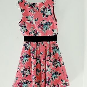 W girl floral pink dress.